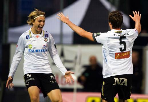  Markus Astvald och Per Johansson, Örebro, jubel efter segermålet 2-0.
