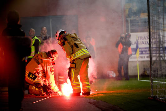 Lazios klack kastar in bengalisk eld