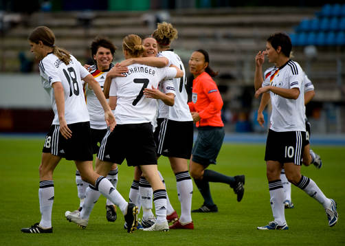 Inka Grings, Tyskland jubel efter 1-0