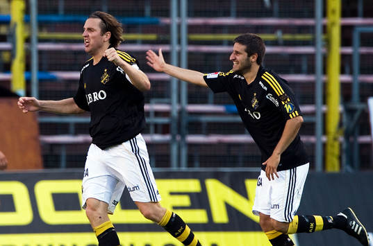  Nils-Eric Johansson och Gabriel Özkan, AIK, jubel.