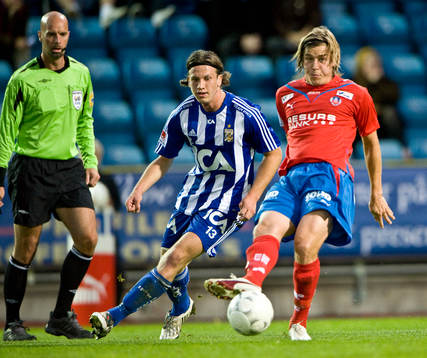  Gustav Svensson, Göteborg och Olafur Skulason, Helsingborg. Stefan Johannesson, domare, övervakar.