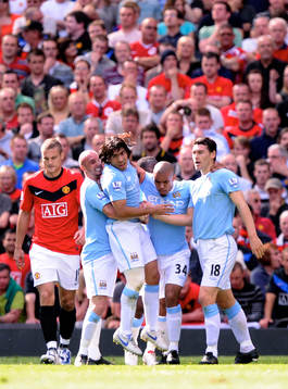 Gareth Barry, Stephen Ireland, Carlos Tevez och Nigel De Jong, Manchester City, glädje, jubel.
