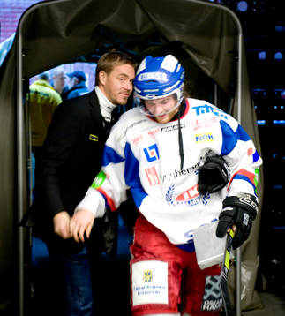 Tommy Salo, tränare, berömmer sina spelare