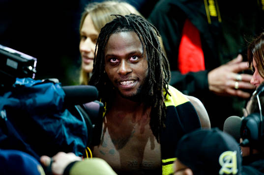  Kaos på innerplan, SM-guld, jubel, Martin Mutumba.