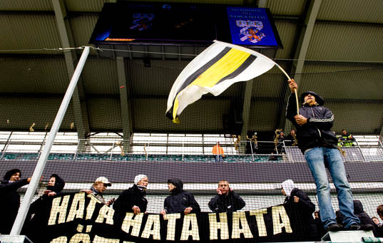 Fans, supporter, banderoll, läktare