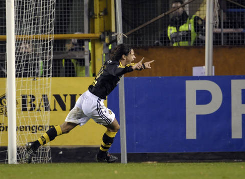  Ivan Obolo, AIK, Jubel.