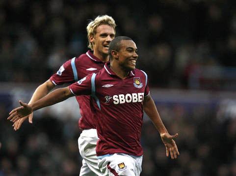 Junior Stanislas, West Ham, jubel
