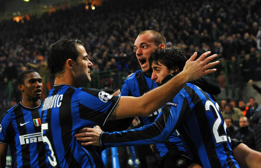  Milito, glädje, jubel.