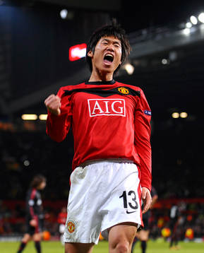  Ji-Sung Park, glädje och jubel över tredje målet för Manchester United.
