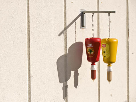  Vägg, senap, ketchup, skugga, ställning, genre.