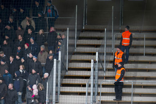 Ordningsvakter, volontärer, volontär, läktare,