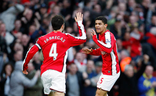  Denilson, Arsenal, glädje, jubel.
