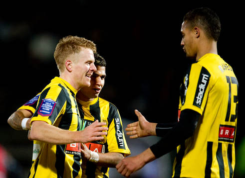  Josef Karlsson, Pauinho, Mathias Ranégie, Häcken jubel.