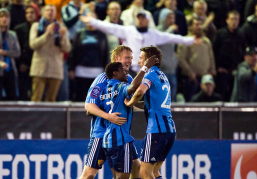  Kennedy Igboananike, Jani Lyyski och Philip Hellquist, Djurgården, jubel efter 1-0.