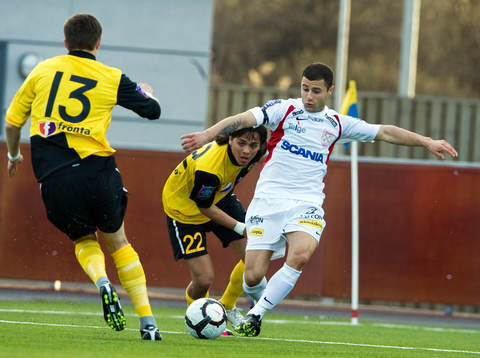 Mauro Saez Jarpa, Hammarby och Eddie Moussa, Assyriska