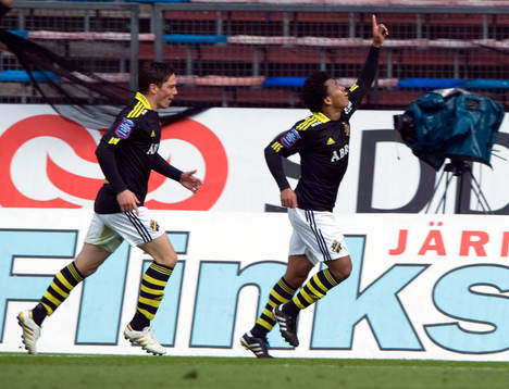  Miran Burgic och Antonio Flávio, AIK, jubel efter 1-0.
