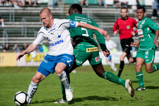 Edwin Phiri, Ljungskile. Daniel Bamberg, Norrköping