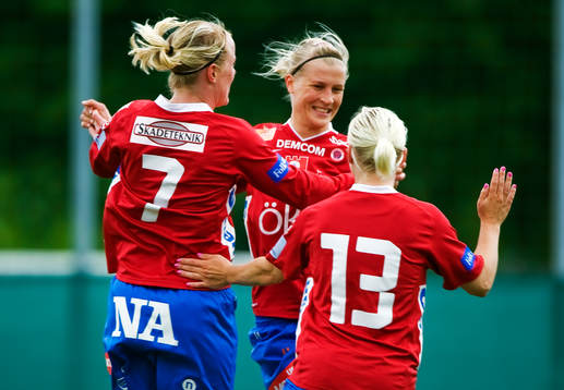  Sanna Talonen, Örebro, jubel efter 0-1.