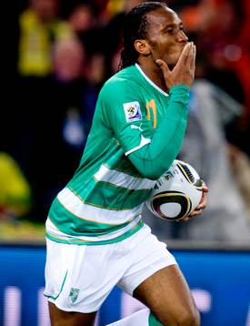  Didier Drogba, Elfenbenskusten jubel.