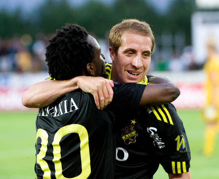  Dulee Johnson och Kenny Pavey, AIK, jubel.
