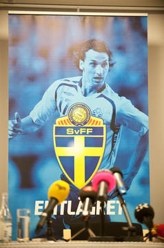 Bla gjennom flere bilder av  Fotboll, presskonferens Zlatan Ibrahimovic och Erik Hamrén