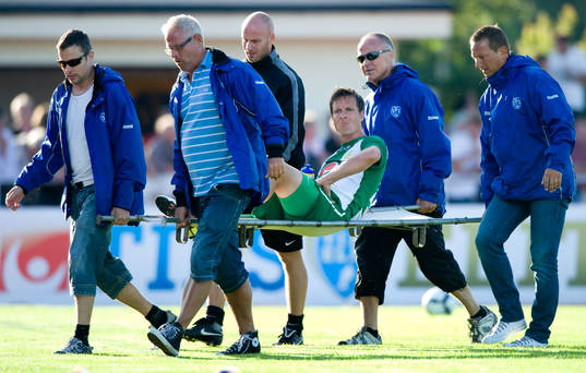 Filip Bergman, Hammarby, fick utgå, skadad