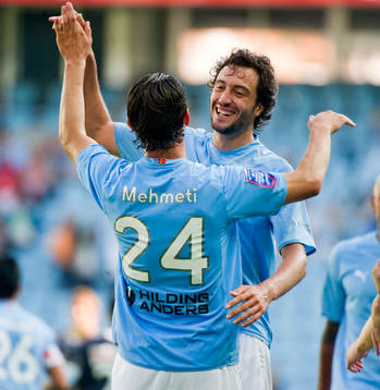  Agon Mehmeti och Yago Fernandez, Malmö  (Jubel).