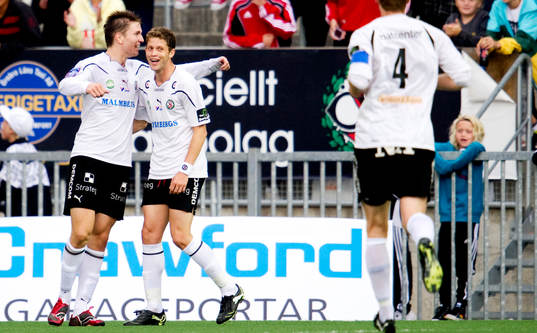  Markus Astvald, Paulinho Guará, Örebro jubel.