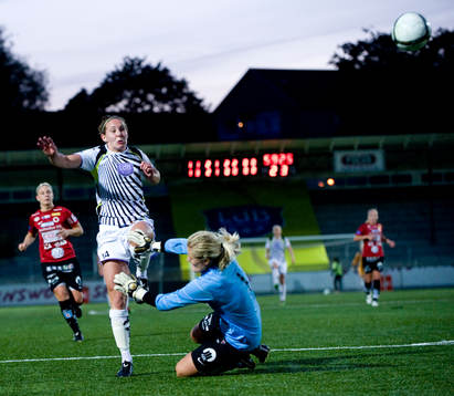  3-3 kvittering av Manon Melis, som överlistar Sandra Wahldén, målvakt, Kristianstad