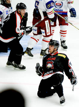 Nichlas Hardt, Malmö gör 3-2. jubel