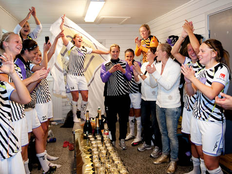   Jubel i Malmös omklädningsrum efter SM-guldet (SM Guld, Svenska Mästare, SM-guld, jubel, glädje)