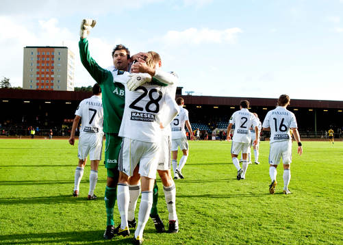  Kenny Stamatopoulos, målvakt, AIK. jubel