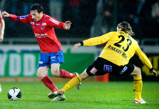 Emanuel Svensson, Mjällby fäller Ardian Gashi, Helsingborg