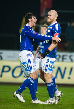  Nuri Mustafi och Hannes Sigurdsson, Sundsvall, jubel.