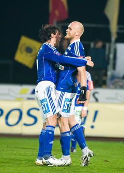 Nuri Mustafi och Hannes Sigurdsson, Sundsvall, jubel.