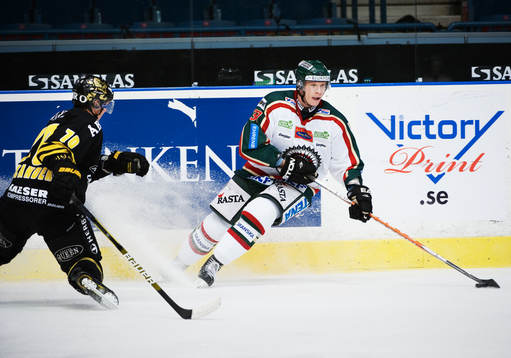 Peter Nolander, AIK, och Mika Pyörälä, Frölunda