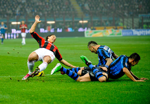 Zlatan Ibrahimovic, Milan blir fälld av Marco Materazzi