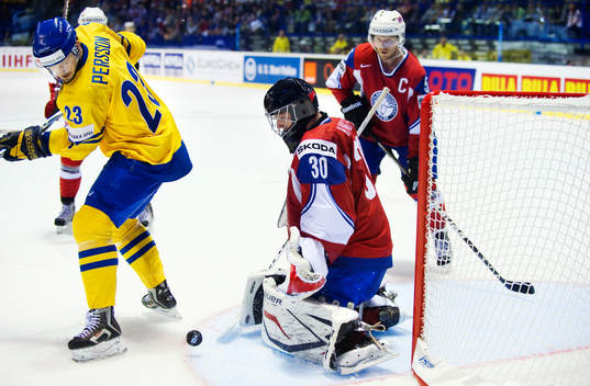 Niklas Persson, Sverige, oroar framför Lars Haugen,