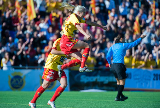  Josefin Öqvist,  Tyresö, jubel efter 1-0.