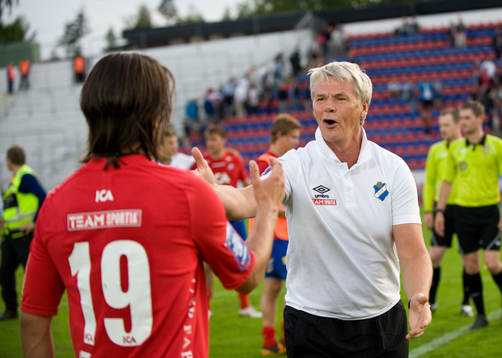  Karl-Gunnar Björklund, assisterande ttränare, Växjö, jubel