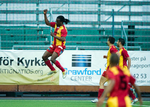  Peter Ijeh, Syrianska, jubel efter 2-1.