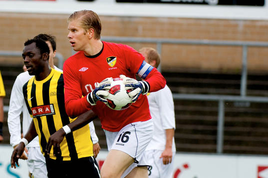  Tomi Maanoja, målvakt, Honka.