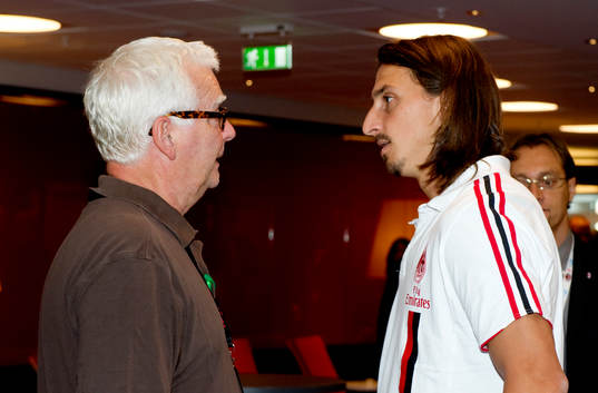  Presskonferens, Zlatan Ibrahimovic träffar journalisten Rune Smith.