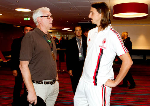  Presskonferens, Zlatan Ibrahimovic träffar journalisten Rune Smith.