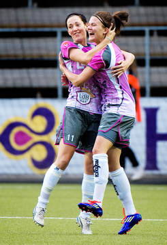  Therese Sjögran, Katrine Veje, Malmö, jubel.