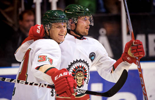 Nicklas Lasu, Toni Koivisto, Frölunda, jubel