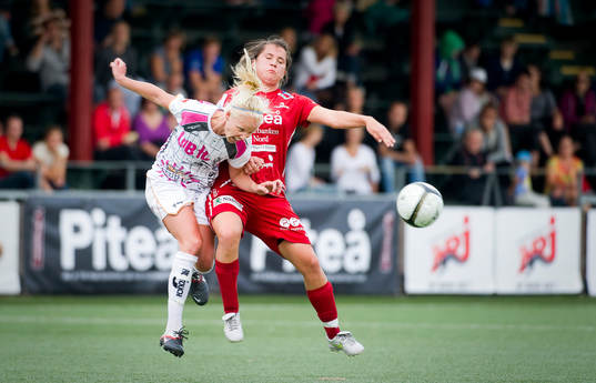   Caroline Seger, Malmö hinner före Victoria Forsmark, Piteå