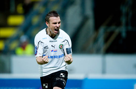  Fredrik Nordback, Örebro jubel efter kvitteringen 1-1 på straff
