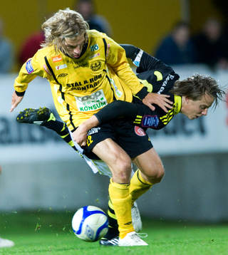  Tobias Grahn, Mjällby och Viktor Lundberg, AIK