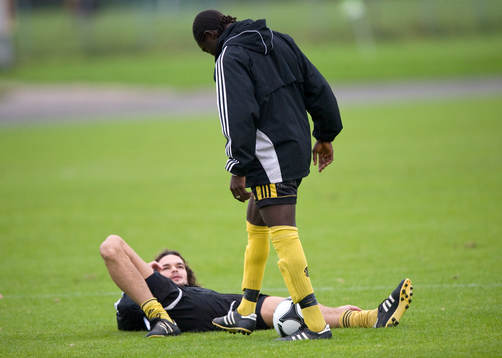  Dauda Kanu och Filip Turn.